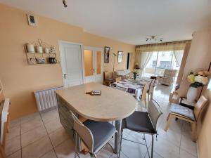 Appartement T3 avec terrasse et garage à 300 m de la plage, quartier Arago - FR-1-92-582