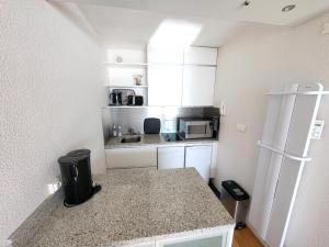 Studio avec balcon, WIFI, et parking proche plage - FR-1-92-616