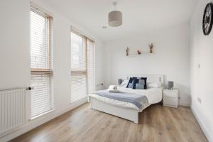 Perfect 2BR Haven Near Central London