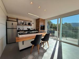 Casa, em Canela, com linda vista para o vale!