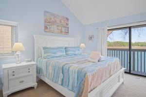 1611 Port Villa - Sleeps 6, Waterfront Villa