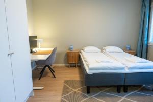 Stylish 2-bedroom family apt. with sauna and parking