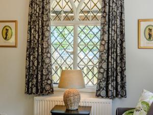 1 Bed in Brockenhurst oc-78767