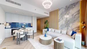 Vacationer Holiday Homes I Chic 1 Bed with Skyline and Canal View