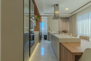 Conforto & Elegância • 2 Suítes + Piscina