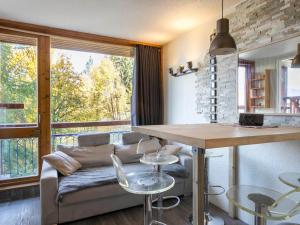 Appartement rénové au cœur des Arcs 1800 avec balcon - FR-1-346-394