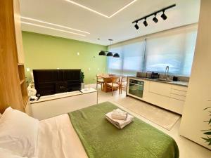 LIV Exclusive Flat 611– a 2 min da Praia de Bombas