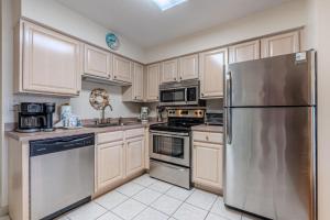 Beach and Tennis Getaway