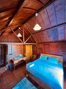 The Wooden by Slowlane Stays