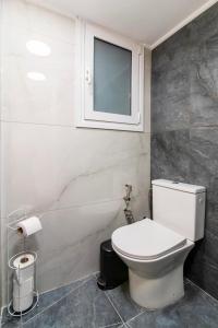 Michas 2BR Apartment in Koukaki - Central Athens