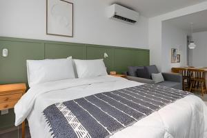 CurtaCentro: Studio cpiscina academia lavanderia