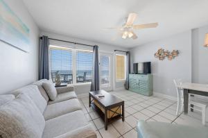 Boardwalk 484 by Youngs Suncoast