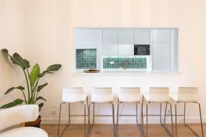 Modern Central 4 Bedroom Haven Sleeps 10