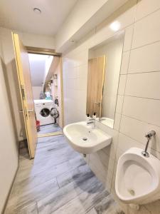 Spacious apartment in the quiet center