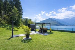 Villa Ledro with Private Dock - Sauna - Hot Tub