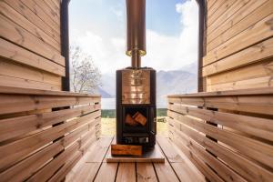 Villa Ledro with Private Dock - Sauna - Hot Tub