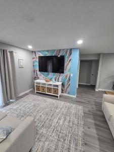 5 Bedroom Tampa Home Minutes from Attractions, Downtown & Beaches