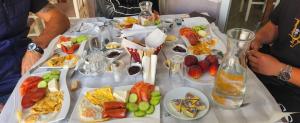 Eye Luxury Penthouse Saranda with jacuzzi