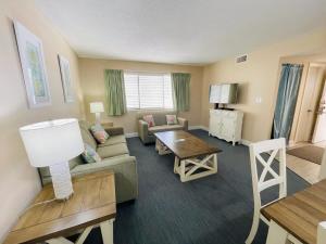 Ocean Dunes Villas #14 best location on the beach