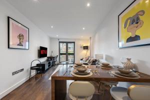 Late Check in, Walk to City & Shoreditch, 2Bed