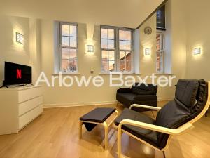 Bright Highbury Loft Apartment