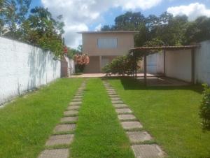 Aluguel de Casa em Aldeia no km 9,5 FDS e Temporada com Capacidade para até 15 pessoas