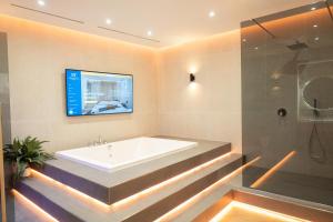 Napolitano Rooms - FLEGREA SPA img2