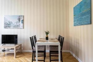 Urban Chic - 10 People - City Center -Nowy Swiat