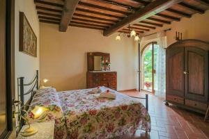 Lovely Apartment In Tuscan Farmhouse