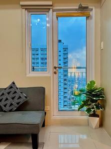 Solace 71 - Grass Residences