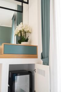 Napolitano Rooms - FLEGREA SPA img53