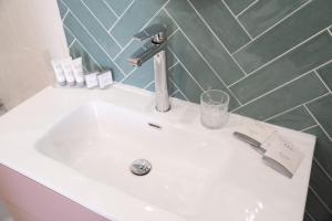 Napolitano Rooms - FLEGREA SPA img63