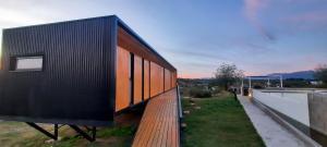 BLACK BOX CABAÑAS A