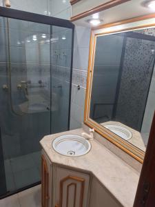 Quarto Casal Econômico Piscina Centro