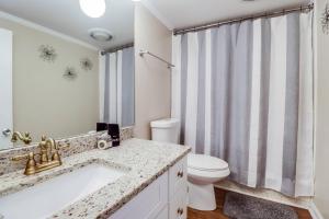 Lakeside Villa - Quite Location, walk to the Country Club