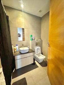 Pleasant apartment with sea view, Wi-Fi and swimming pool