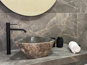 Instant House Luxury 1B Apartment in Nerja