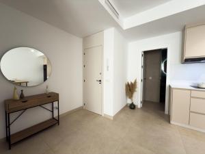 Instant House Luxury 1B Apartment in Nerja