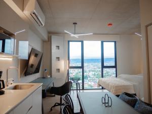 Secrt Escalante Premium Studio AC