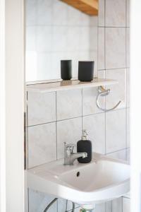 Apartments by the sea Tribunj, Vodice - 4174