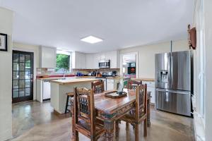 Rock House on Cypress Creek