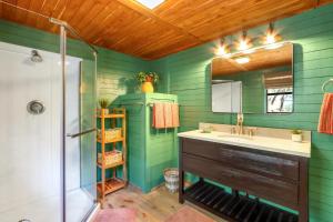 Sanderson at The Bend