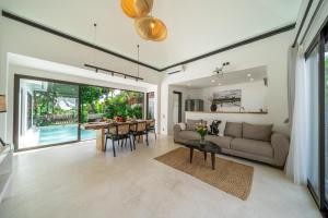 Niki - Temple Views Villa with Workspace&Garden