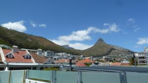 4 on Highworth Apartments and Studios