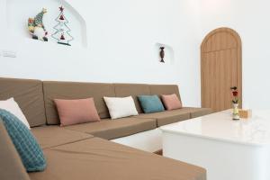 Pattaya Walking Street 5 bedroom 7bath KTV swimming pool villa