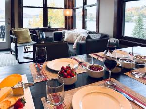 Condo haut de gamme vue lac - 2 chambres - Tremblant