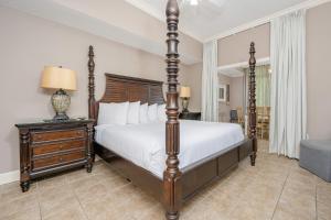 Phoenix West 403 condo