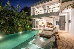 4BR Private Pool Villa with Rice Views