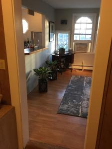 2 Bedroom Luxury Home 20 Min to NYC Monthly