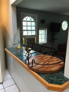 2 Bedroom Luxury Home 20 Min to NYC Monthly